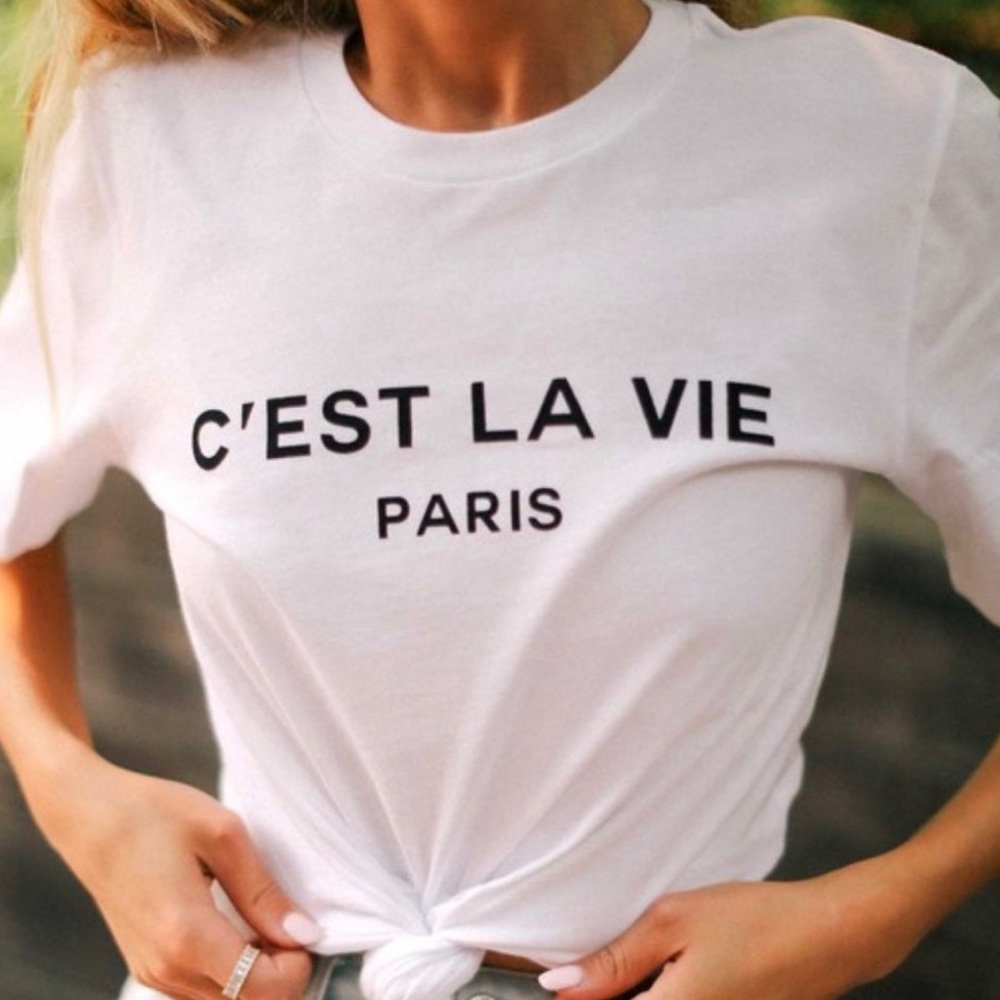 C’est La Vie Paris Custom Made Unisex T-shirt